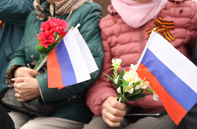 К 9 Мая жителям Приморья напоминают про безопасность в общественных местах. ПАМЯТКА на  www.primorsky.ru.